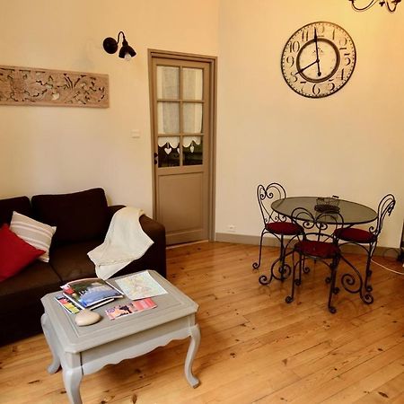Walnut Apartment Сарла-ла-Канеда Екстериор снимка